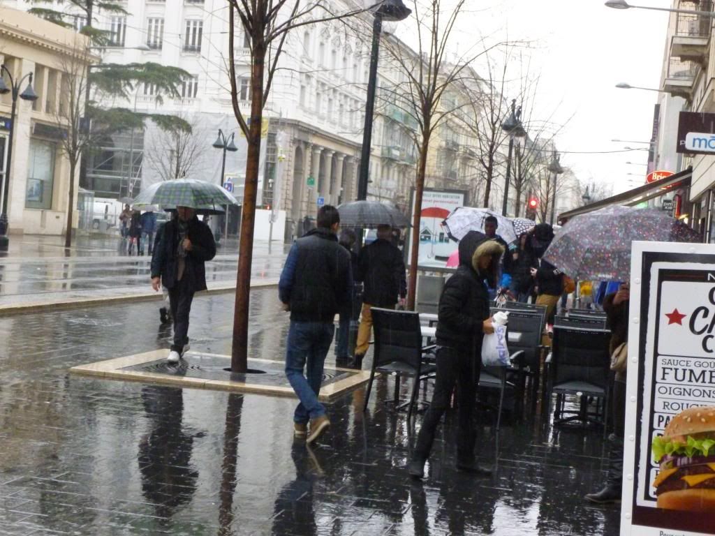 Rain in Nice