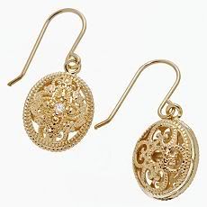 gold earrings