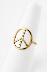 14K yellow gold ring with peace symbol