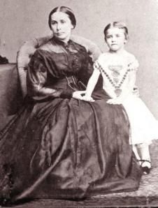 photograph of General Stonewall Jackson's wife and daughter, Anna wearing mourning clothes