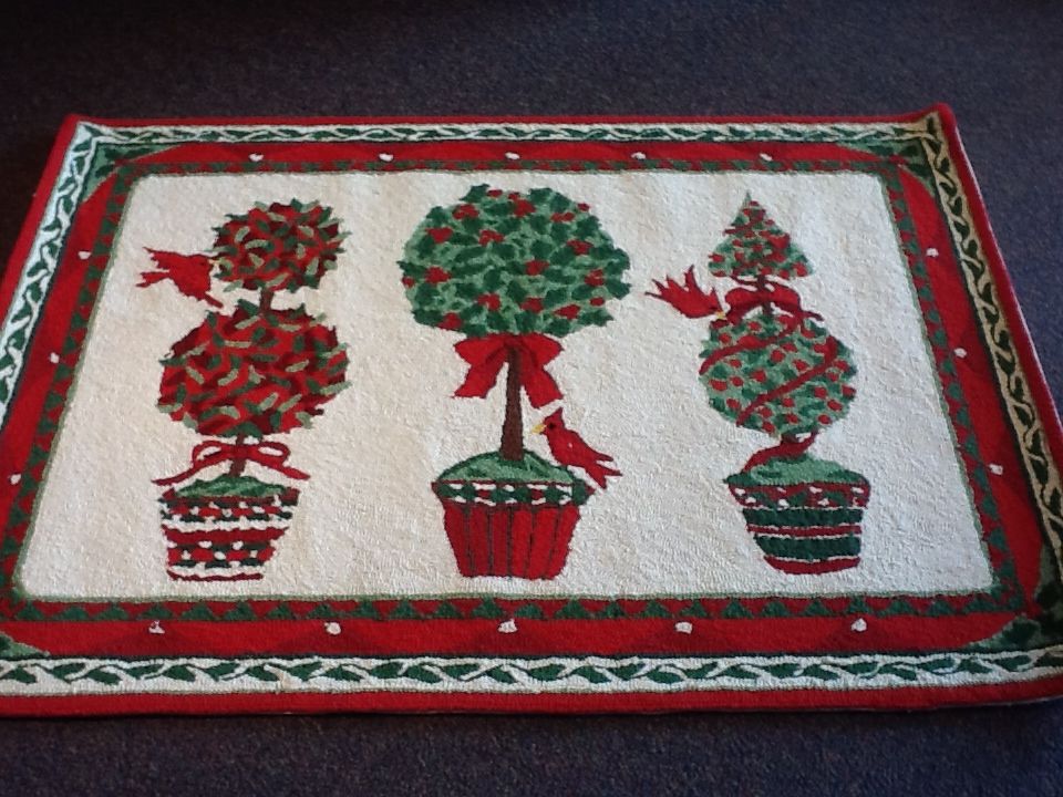 SALLY ECKMAN ROBERTS 47" X 34" CHRISTMAS TOPIARY WOOL AND COTTON AREA