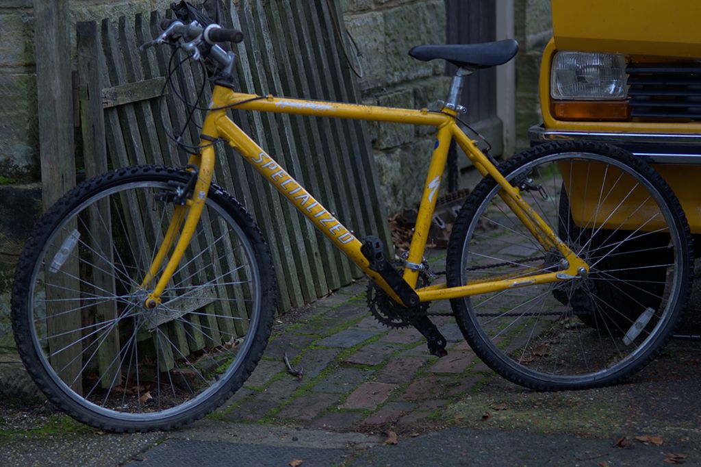 specialized hardrock yellow