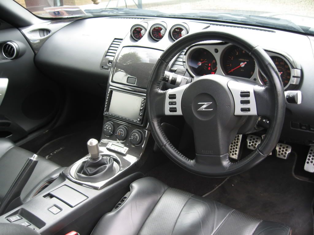 350zinterior2.jpg