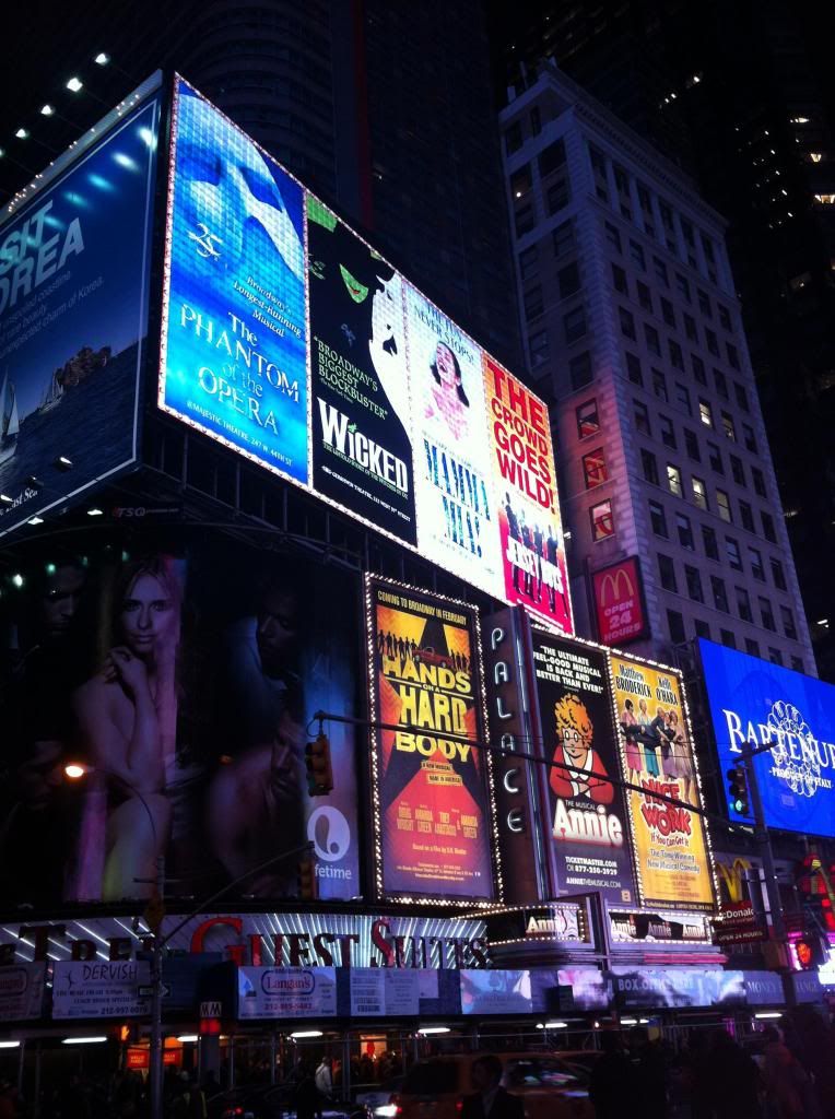 Broadway Billboards corner 47th/7th