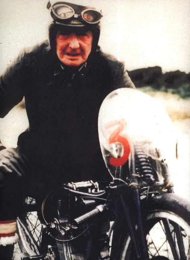 munro-velocette.jpg