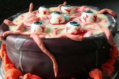 weird-and-scary-looking-cake-19.jpg