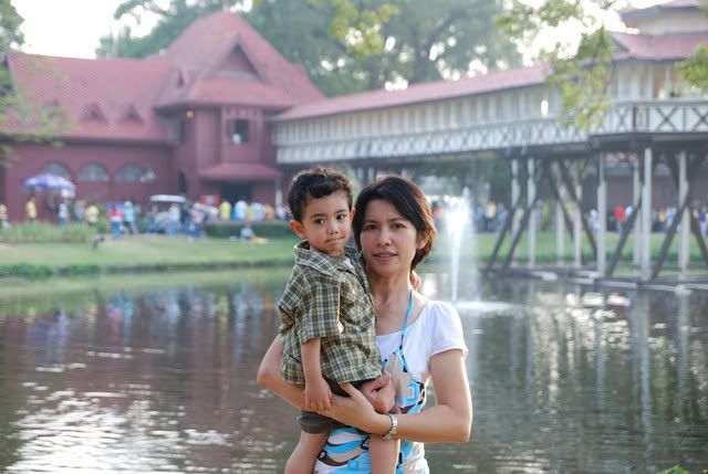 ไปเที่ยวงาน100 ปี พระราชวังสนามจันทร์