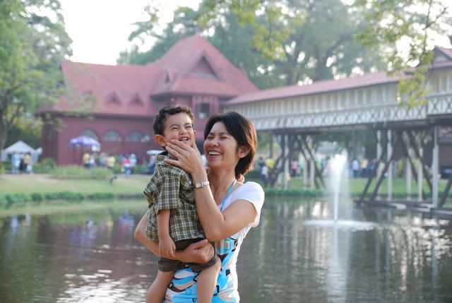 ไปเที่ยวงาน100 ปี พระราชวังสนามจันทร์