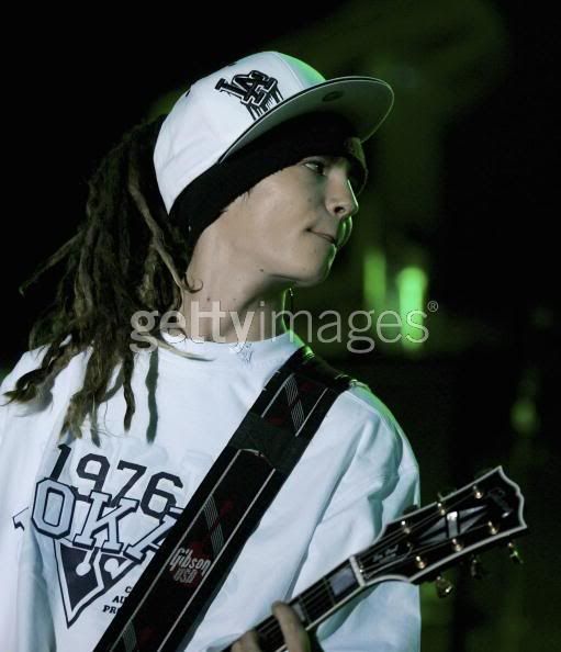 earthcom-9111b.jpg earthcom-9111b.jpg