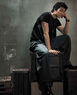 Gong yoo Pictures, Images and Photos