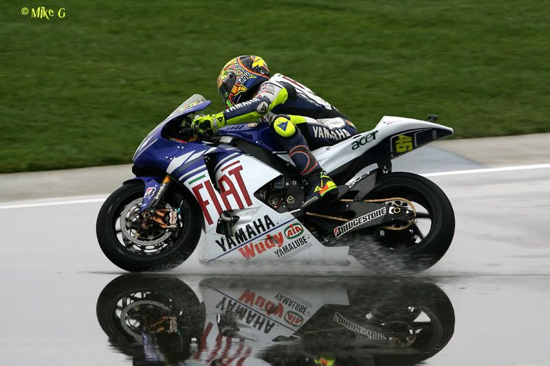 IMAGE: http://i157.photobucket.com/albums/t75/mikenc1515/Indy%20MotoGP%202008/SF2H5648-800.jpg