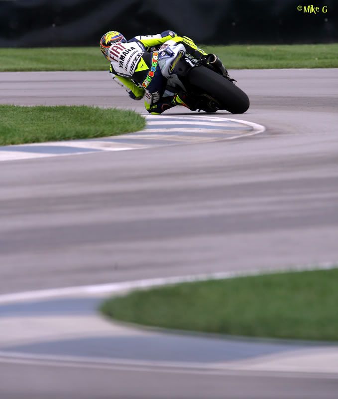IMAGE: http://i157.photobucket.com/albums/t75/mikenc1515/Indy%20MotoGP%202008/SF2H6418-800.jpg