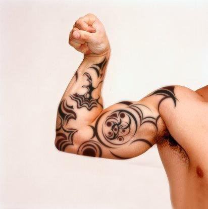 Great Tribal tattoos in Arm are really popular 