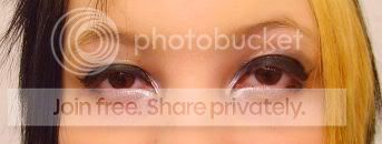 Be sure to use a white eyeliner not dust